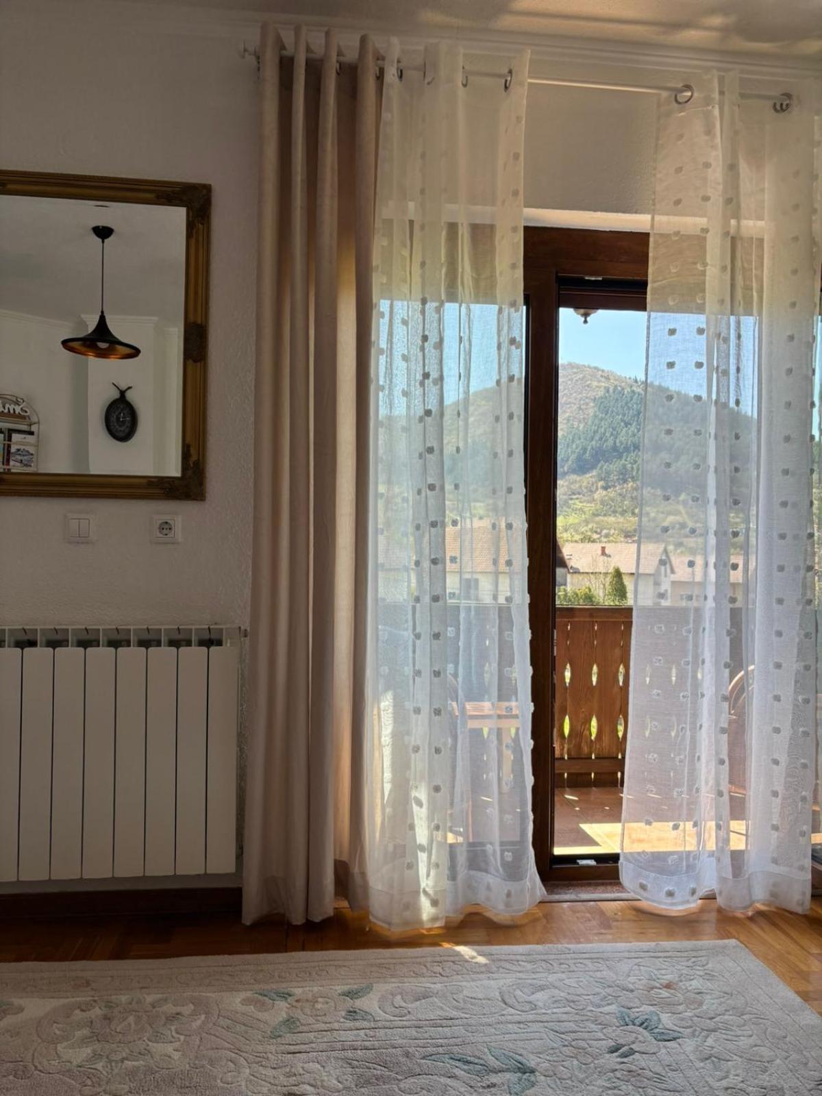 The View Apartment Visoko Exterior foto